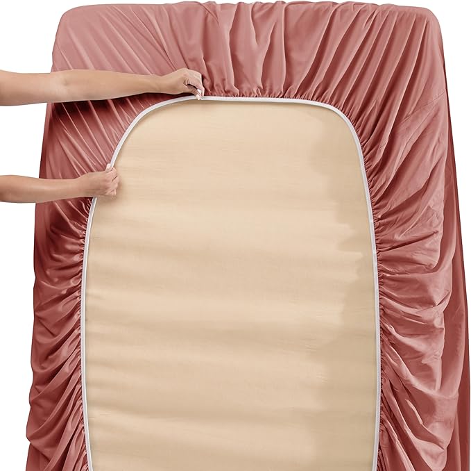 Nestl California King Size Sheet Set, 4 Piece Extra Deep Pocket (18-24 inches), Microfiber, Hotel Luxury, Soft, Breathable, Wrinkle-Free, Easy to Care, Pink Clay