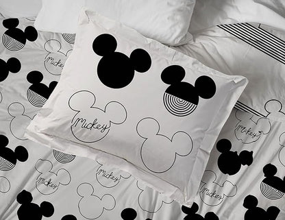 Jay Franco Kids Duvet Cover Set with Sham & Pillowcase – Ultra-Soft Bedding for Room Decor, Cover ONLY Comforter NOT Included, White - Mickey Mouse, 3 Piece King