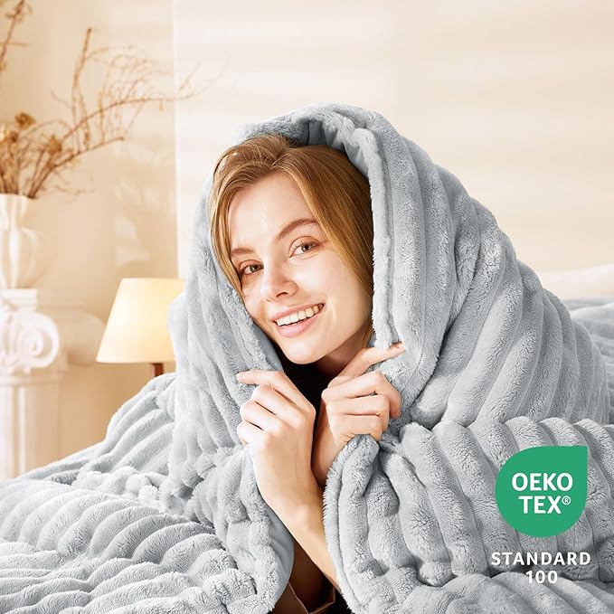 CozyLux Fluffy Queen Comforter Set - Super Soft Faux Fur Grey Comforter Queen Size, Winter Warm Fleece Bedding Set, 3 Pieces Plush Fuzzy Bed Set (1 Shaggy Comforter, 2 Pillowcases)