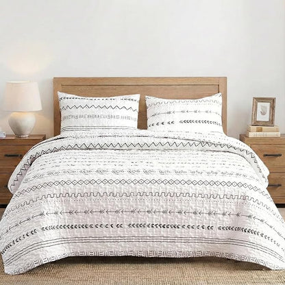 DURLENGEN 3Pcs Quilt Set King Size White,Soft Microfiber Lightweight Bedspread,Bohemian Design Geometric Pattern Coverlet for All Season Layering (106x96 inches, Boho White)