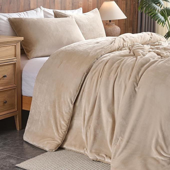 Wajade Full Size Comforter Set- 3 Pieces Khaki Bed in A Bag for All Seasons Bedding Set with 1 Comforters and 2 Pillowcases | All Seasons