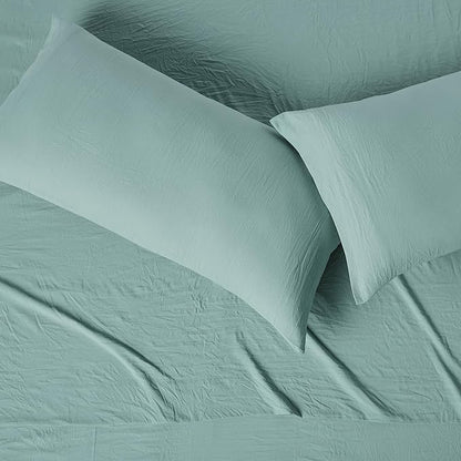 Amazon Basics King Bed Sheet, 4-Piece Bedding Set, Double Brushed Microfiber, Ultra Soft, Easy Care, Blue