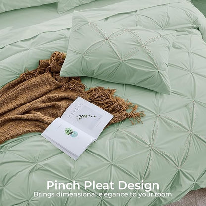 Sasttie King Size Comforter Set, 7-Piece Bed in a Bag, Pintuck Bedding Sets for All Season, Includes Comforter, Flat Sheet, Fitted Sheet, Pillowcases and Pillowshams, Light Sage Green