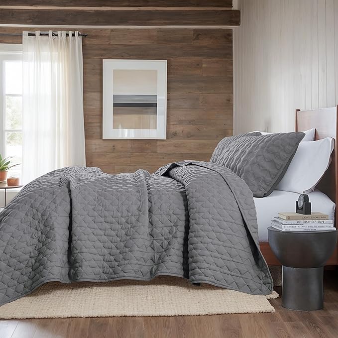 WDCOZY Dark Grey Quilt Queen Size Bedding Sets with Pillow Shams, Lightweight Soft Bedspread Coverlet, Quilted Blanket Thin Comforter Bed Cover, All Season Spring Summer, 3 Pieces, 90x90 inches