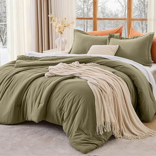MUXHOMO King Size Comforter Set, All Season Ultra Soft Down Alternative Bedding - 3 Piece Lightweight Bed Set Includes 1 Comforter (104"x90") and 2 Pillow Shams (20"x36"), Olive Green