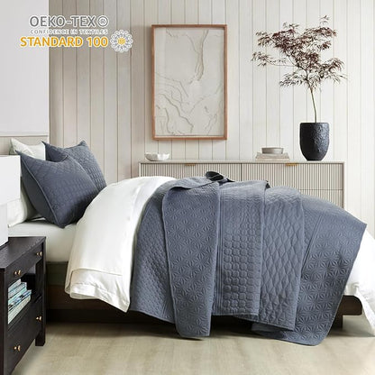 HORIMOTE HOME Steel Blue Queen Size Quilt Set - Soft Microfiber Bedspread with 2 Shams, Lightweight & All-Season Geometric Coverlet for Cozy Bedding