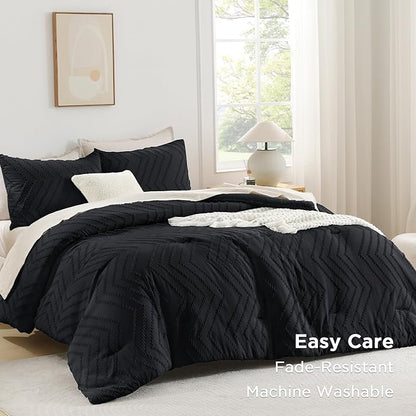 Andency Black Comforter Queen, Boho Soft Fluffy Warm Lightweight Bedding Comforter Sets for Queen Bed, 3 Pieces Chevron Tufted Aesthetic Microfiber Lightweight Comforter Set