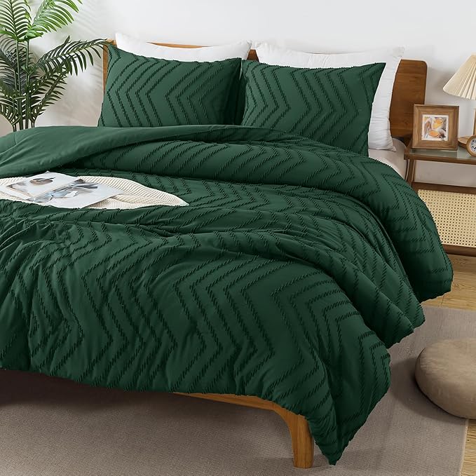 Andency Emerald Green Oversized Super King Comforter Set 120x120, Extra Large King Size Comforter Oversize Boho Soft Warm Bedding Comforter Sets, 3 Pieces Aesthetic Chevron Textured Bedding Set