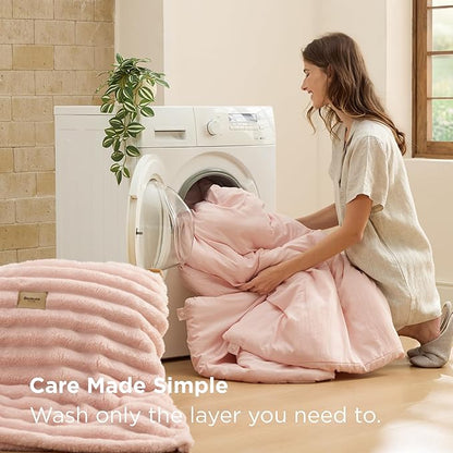 Bedsure Gentlesoft™ 2-in-1 Twin Comforter Set and Detachable Fluffy Blanket, Pink Bedding Set for All Season Use, SnapTech Design for Space Saving (Includes 1 Pillow Sham, 1 Pillowcase)