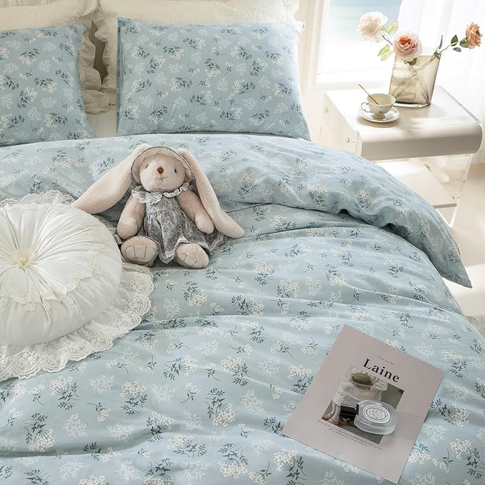 Full Floral Comforter Set - 3 Pieces Soft Bedding Garden Style Blue Botanical Flower Set for All Seasons - 1 Comforter and 2 Pillowcases (Full)