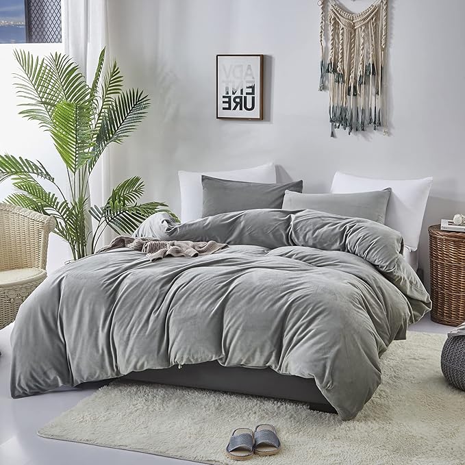 Cottonight Grey Velvet Comforter Set King Plush Fluffy Gray Bedding Set Winter Warm Cozy Super Soft Heavyweight Flannel Comforter Set with 2 Pillowcases Soft Comfy for Women Men Adults