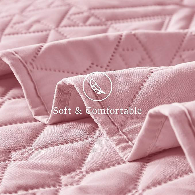 akkialla Twin Quilt Set, Pink Lightweight Microfiber Bedspread Coverlet, Boho Geometric Pattern, Soft All-Season Bedding, 2-Piece (1 Quilt, 1 Pillow Sham) | Breathable fabric, Modern style