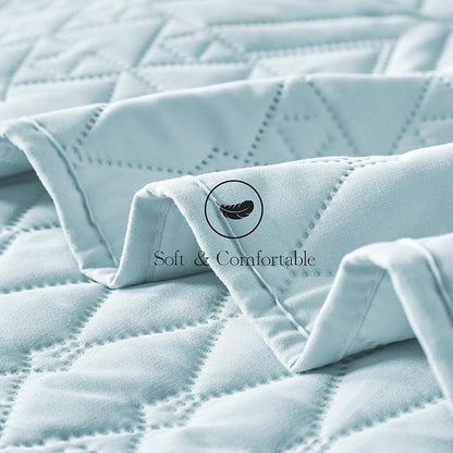 akkialla King/Cal King Size Quilt Bedding Set,Sky Blue Lightweight Microfiber Soft Bedspread,Modern Style Geometric Pattern Coverlet Set for All Seasons,3 Piece(1 Quilt,2 Pillow Shams)