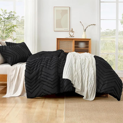Litanika Black Queen Size Comforter Sets, 3 Pieces Lightweight Chevron Tufted Bedding Comforter Set, Fluffy Down Alternative Comforter Bed Set Gift Choice (90x90In Comforter and 2 Pillowcases)