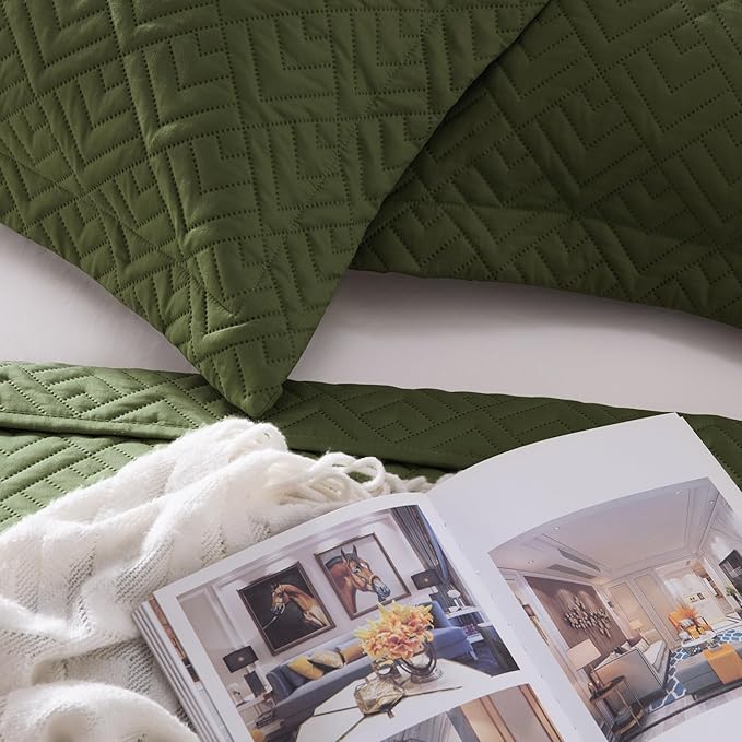 EXQ Home Quilt Set Twin Size Forest Green 2 Piece,Lightweight Soft Coverlet Modern Style Squares Pattern Bedspread Set(1 Quilt,1 Pillow Sham)