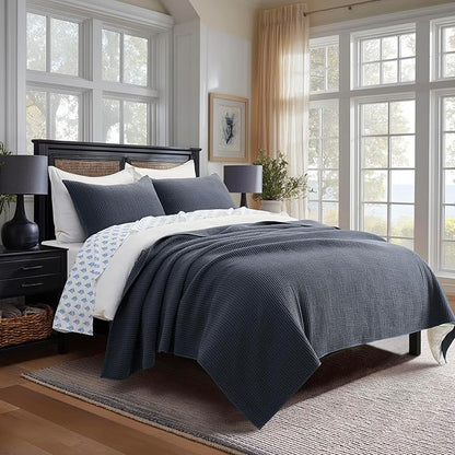 EVERGRACEHOME Cotton Coverlet Set King Size 3 Pieces, Lightweight Soft Ribbed Matelassé Bedspread Quilt Set, Cozy Oversized Quilted Bedding Set with 2 Pillow Shams for All Seasons, Midnight Blue