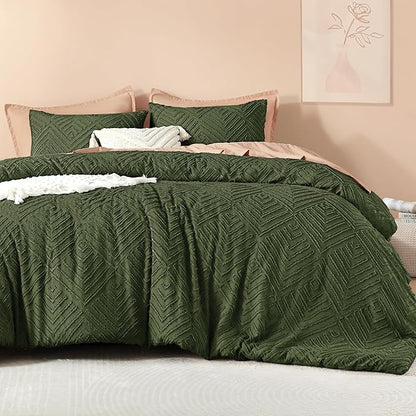 Litanika Super King Comforter Olive Green, 3 Pieces Tufted Boho Farmhouse Bedding Comforter Set, Lightweight Fluffy All Season Comforter Set (120x120In Comforter & 2 Pillowcases)
