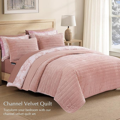 WRENSONGE Velvet Queen Quilt Set-3 Pieces Clay Pink Luxurious Velvet Striped Channel Comforter with 2 Shams, Soft Bedspread Coverlet Quilted Bedding Set for All Season