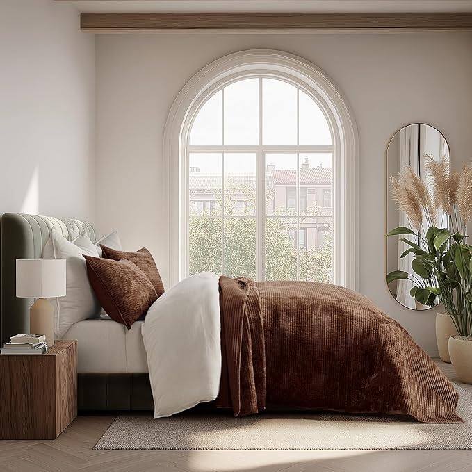 EVERGRACE Velvet Quilt Set Queen Size, Luxurious Soft Quilted Bedding Sets, Lightweight Velvet Comforter for All Season, Striped Channel Bedspread Coverlet with 2 Shams, Rust Brown