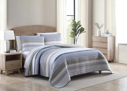 Nautica - King Quilt Set, Soft Cotton Bedding with a Medium Weight Feel, Reversible 3 Piece Bed Set with Matching Pillowcases (Galewood Blue/Beige)