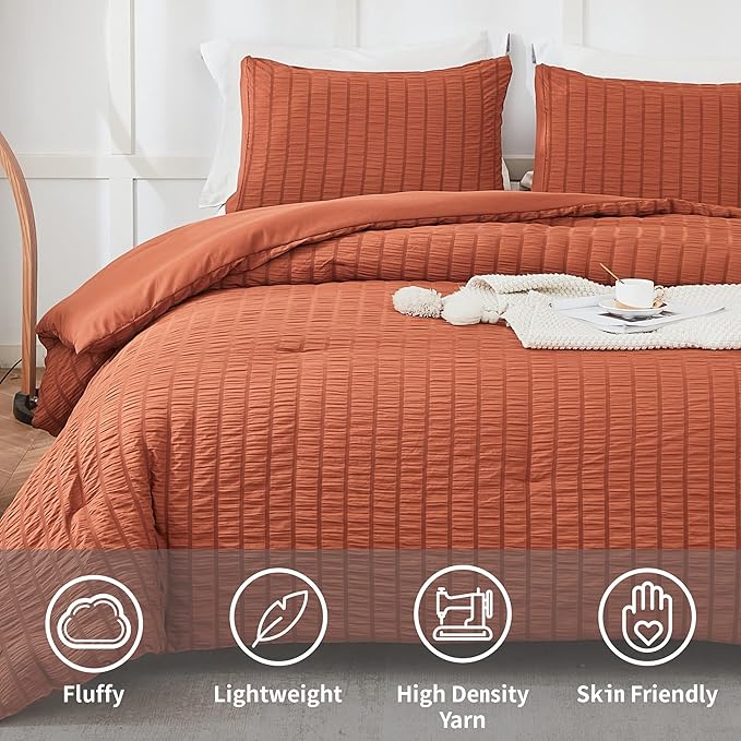 AveLom Terracotta Seersucker Queen Comforter Set (90x90 inches), 3 Pieces - 100% Soft Washed Microfiber Lightweight Comforter with 2 Pillowcases, All Season Down Alternative Comforter Set for Bedding