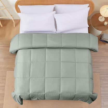 Modern Threads Down Alternative Reversible Comforter White/Gray California King