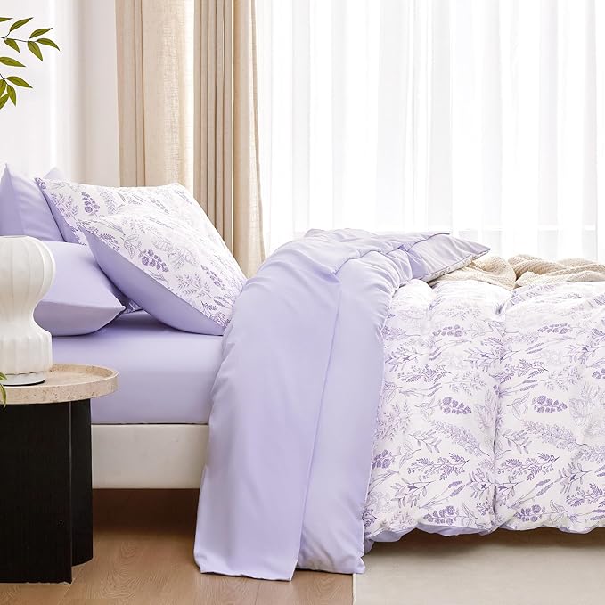 Wake In Cloud - Floral Duvet Cover Set, Botanical Vintage Flower Coquette Cottagecore Aesthetic for Women Teen Girls, Soft Lightweight Bedding, 3-Piece, Lilac, Queen Size
