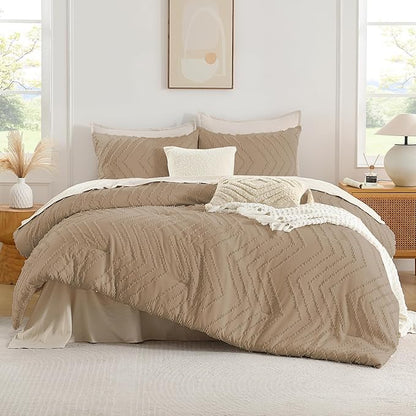 Andency Taupe Comforter Set Queen Size, Boho Soft Warm Tufted Bedding Comforter Sets for Queen Size Bed, 3 Pieces Aesthetic Chevron Farmhouse Cute Bohemian Textured Bed Set