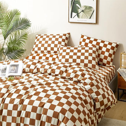 CLOTHKNOW Brown Plaid California King Comforter Set 3Pcs Grid Bedding Comforter Sets Soft Checker Caramel Comforter with 2 x Pillow Cases