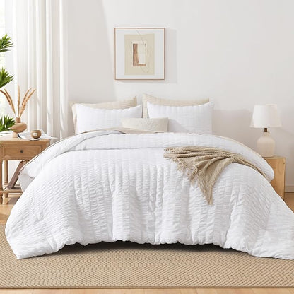 AveLom Seersucker Twin/Twin XL Comforter Set (68 x 90 inches), 2 Pieces - 100% Soft Microfiber Lightweight Comforter with 1 Pillowcase, All Season Down Alternative Comforter Set for Bedding, White