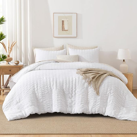 AveLom Seersucker White Comforter Set Full, 3 Pieces- 100% Soft Washed Microfiber Lightweight Comforter with 2 Pillowcases, All Season Down Alternative Bedding Set (80x90 inches)