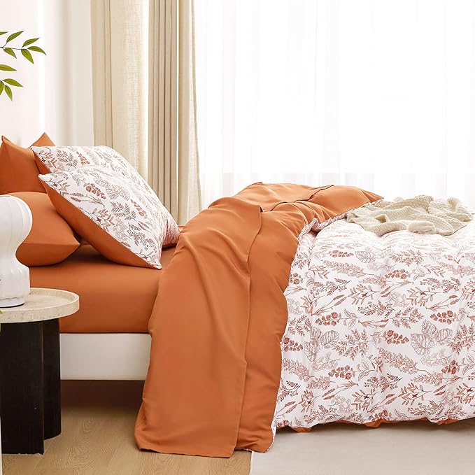 Wake In Cloud - Floral Duvet Cover Set, Botanical Vintage Flower Coquette Cottagecore Aesthetic for Women Teen Girls, Soft Lightweight Bedding, 3-Piece, Terracotta, Twin/Twin XL Size
