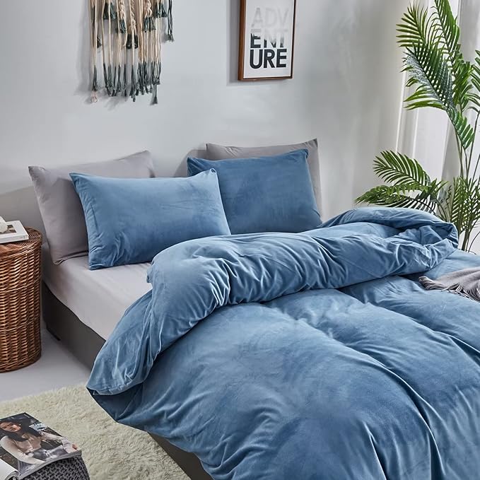 Houseri Blue Velvet Comforter Set King Fluffy Dusty Bedding Sets Lake Flannel Women Furry Light Sherpa Comforters Warm Fuzzy Blanket King, King(90''*104''-Comforter)