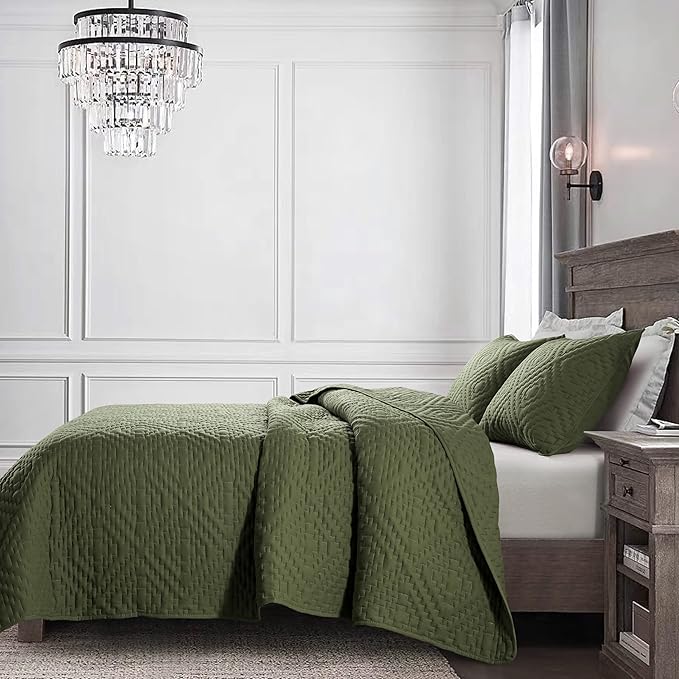 Olive Green Twin Size Quilt Bedding Sets with Pillow Sham, Boho Dark Deep Sage Lightweight Soft Bedspread Coverlet, Quilted Blanket Thin Comforter Bed Cover for All Season, 2 Pieces, 68x90 inches