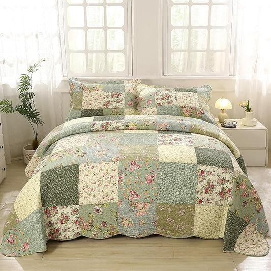 vctops Boho Patchwork Cotton Quilted Bedspread Quilt Set Queen Size 3 Pieces Soft Reversible Lightweight Coverlet Set Floral Print 1 Quilt and 2 Pillow Shams (Green D,Queen)