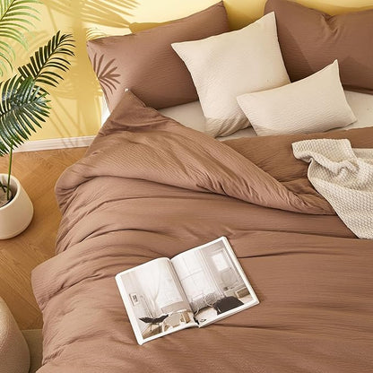 Queen Comforter Set, Double-Layer Crinkle Gauze Cocoa Brown Bed Set, 3 Pieces Soft Bedding for All-Season, Lightweight Warmth with 2 Pillowcases