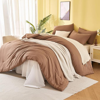 Queen Comforter Set, Double-Layer Crinkle Gauze Cocoa Brown Bed Set, 3 Pieces Soft Bedding for All-Season, Lightweight Warmth with 2 Pillowcases