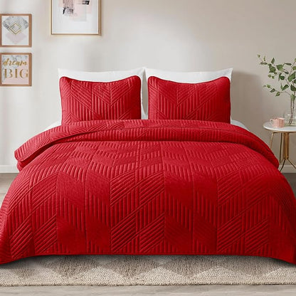 Exclusivo Mezcla Ultrasonic King Quilt Bedding Set, Lightweight Red Bedspreads Soft Modern Geometric Coverlet Set for All Seasons (1 Quilt and 2 Pillow Shams)