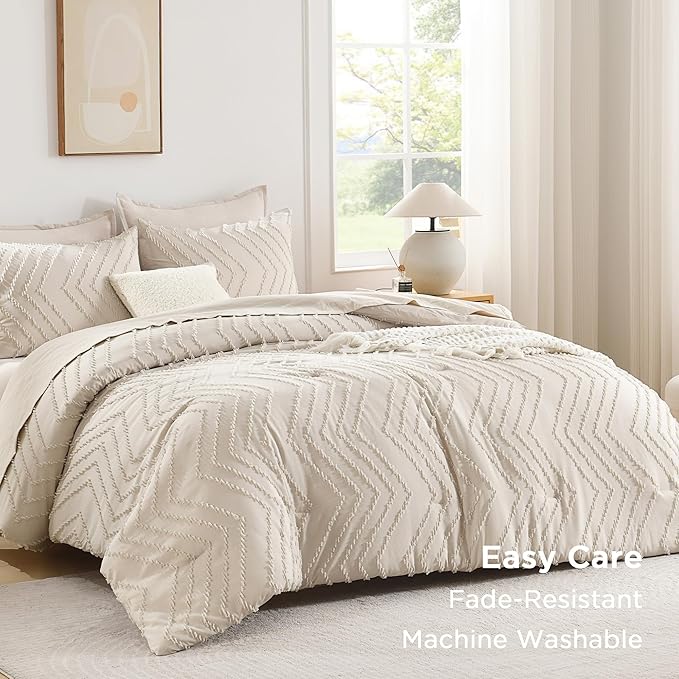 Andency Oversized Queen Comforter Set, Beige Boho Cream Soft Warm Neutral Bedding Comforter Sets, 3 Pieces Aesthetic Chevron Farmhouse Cute Bohemian Textured Bed Set