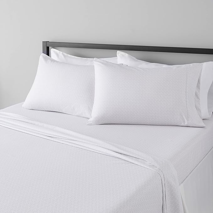 Amazon Basics Lightweight Breathable Super Soft Microfiber 4-Piece Bed Sheet Set with 14-Inch Deep Pockets, Wrinkle Resistant, Machine Washable, King, Gray Crosshatch, Printed