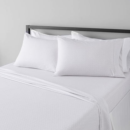 Amazon Basics Lightweight Breathable Super Soft Microfiber 4-Piece Bed Sheet Set with 14-Inch Deep Pockets, Wrinkle Resistant, Machine Washable, King, Gray Crosshatch, Printed