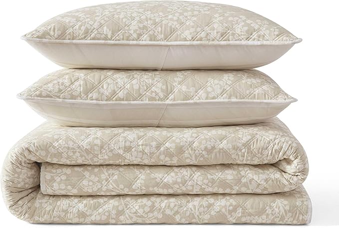 Martha Stewart - King Quilt Set, 100% Cotton Reversible Bedding Set, Incredibly Soft Feel for Year Round Comfort, 3 Piece Bed Set with Matching Pillowcases (Layered Branches Beige)