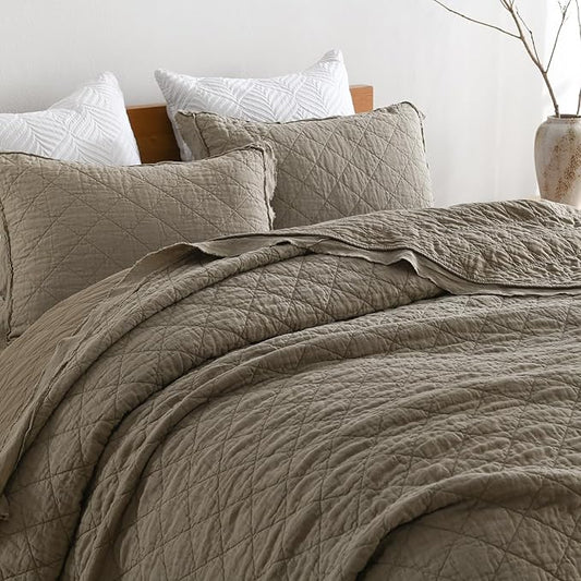 HORIMOTE HOME 100% Linen Front/100% Cotton Back Quilt Set King Size, Olive Green Pre-Washed European Flax Linen Quilt, Diamond Stitch Bedspread Coverlet Bedding Set 3-Piece for All Seasons