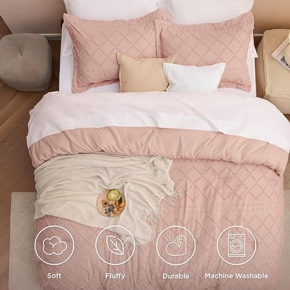 Bedsure Oversized Queen Comforter Set - Coral Pink Comforter, Boho Tufted Shabby Chic Bedding for Kids, 3 Pieces Vintage Farmhouse Bed Set for All Seasons, Fluffy Soft Bedding with 2 Pillow Shams
