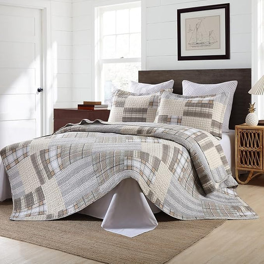 PANGUSHAN Quilts Sets King Size,100% Cotton King Quilt Bedspreads Bedding Set,Patchwork Plaid Quilt for King Bed,Tan/Grey Farmhouse Rustic Quilt Bed Spread,Reversible Lightweight Comforter,3 Pieces