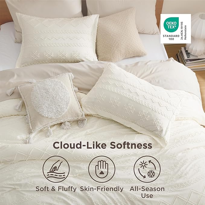Bedsure Tufted Boho Comforter Set Queen Size - White Boho Bed Set, GentleSoft™ 3 Pieces Farmhouse Shabby Chic, Home Decor Bedding, Gifts for Woman, Soft Jacquard Queen Comforter for All Seasons