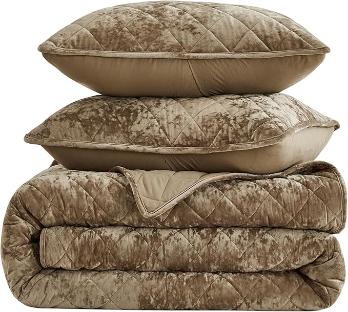 Chezmoi Collection Lux Tan Velvet Quilt Oversized King Set, 3-Piece Plush Distressed Velvet Bedding All Season Lightweight Comforter Brushed Microfiber Reverse with Diamond Stitch Quilting