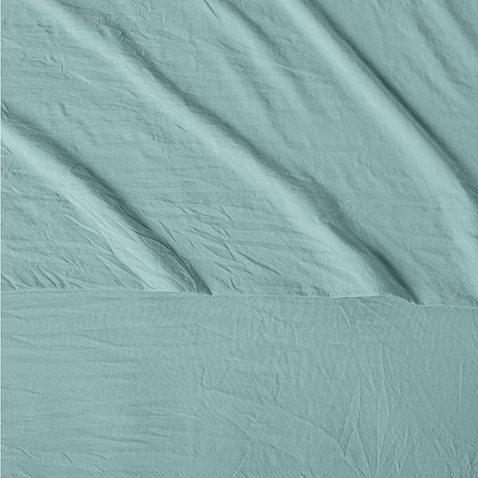 Amazon Basics King Bed Sheet, 4-Piece Bedding Set, Double Brushed Microfiber, Ultra Soft, Easy Care, Blue