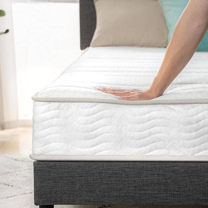 Zinus 8 Inch Foam and Spring Hybrid Mattress [New Version], Twin, Fiberglass Free, Medium Firmness, Durable Support, Certified Safe Foams & Fabric, Mattress in A Box, White