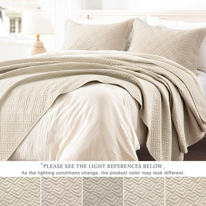 EXQ Home Quilt Set King Size Beige 3 Piece,Lightweight Soft Coverlet Modern Style Squares Pattern Bedspread Set for All Season(1 Quilt,2 Pillow Shams)